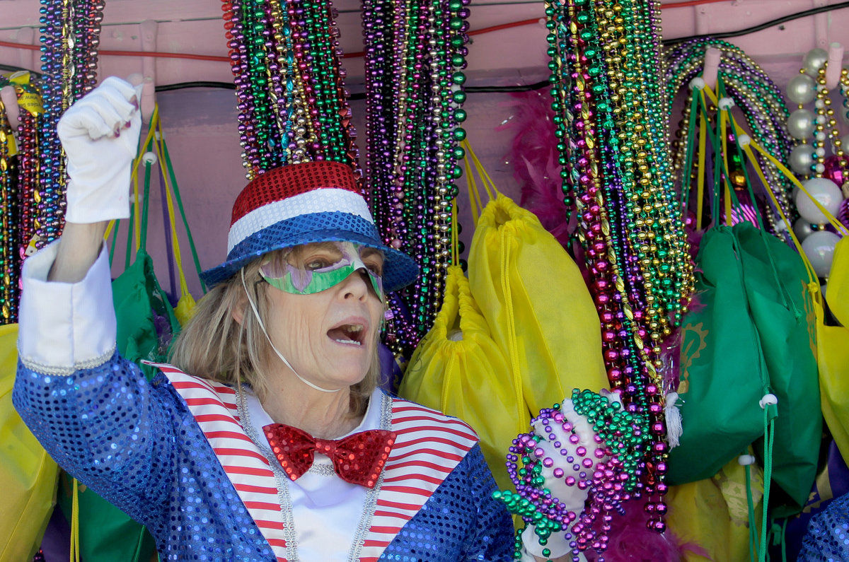 Krewe of Iris 2017 rolls in New Orleans: See Mardi Gras parade photos